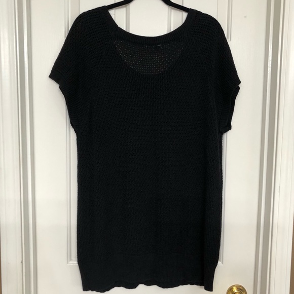 Avenue Netted Sheer Sleeveless Long Sweater - Picture 2 of 6